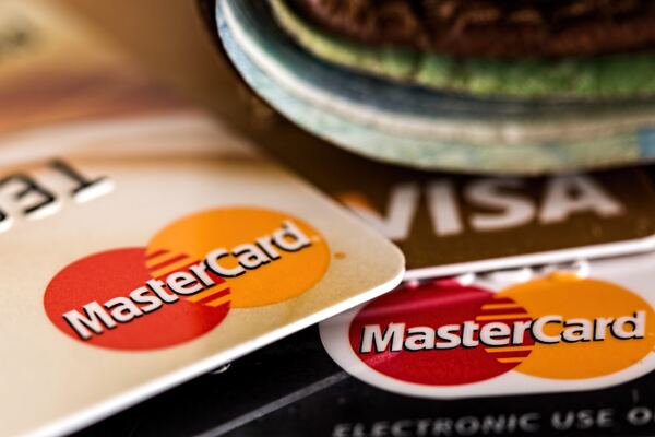 /resources/credit-card-payment.jpg